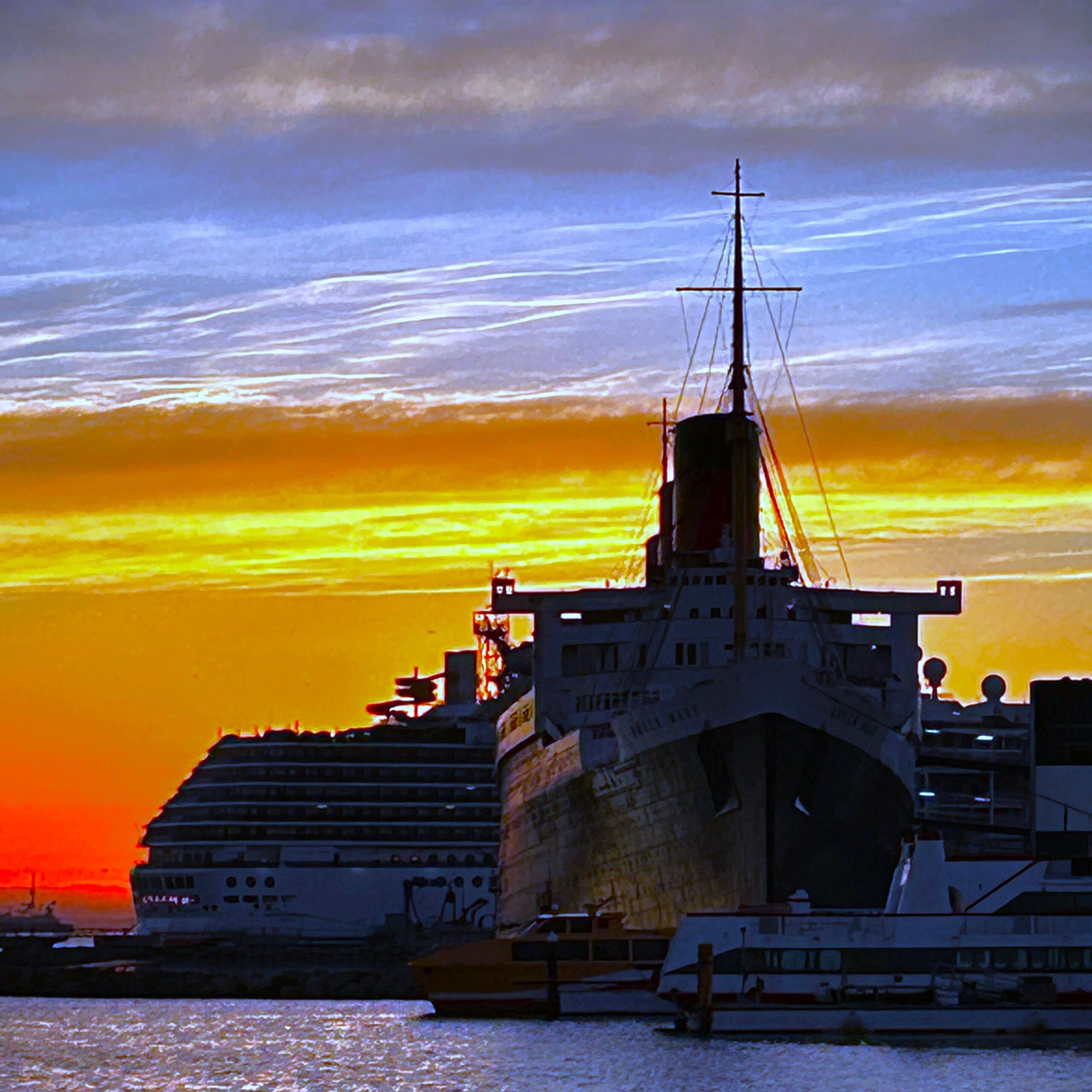 Photo of the RMS Queen Mary at Sunrise